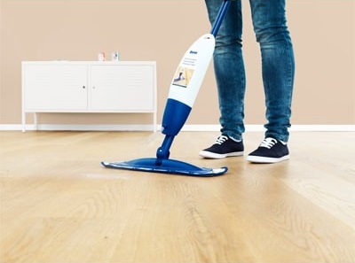 Balais d&rsquo;entretien pour parquet